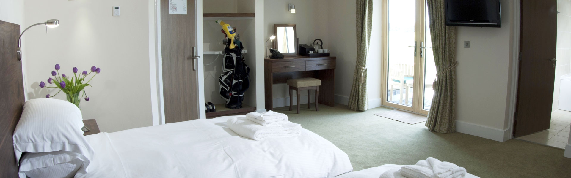 The Lodge at Princes - Bedroom