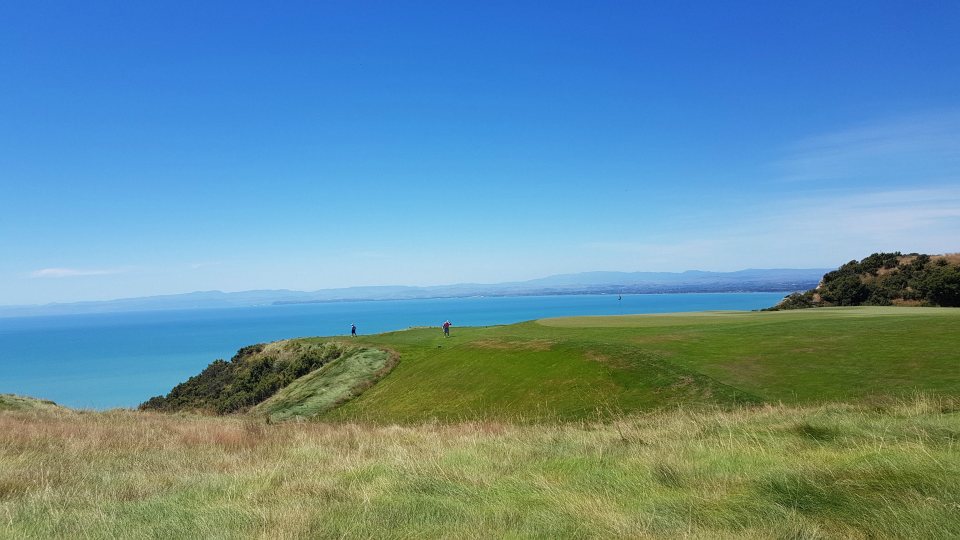 <h2>2019 New Zealand & Sydney Golf Cruise</h2>Azamara Quest (Jan)