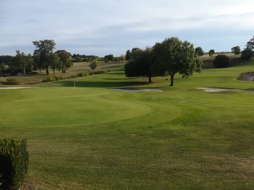 <h2>The Best of Southwest France Escorted 2019</h2>11 Nights in Bordeaux & Biarritz | 5 Rounds | 4 Wine Tastings | September 6 – 17